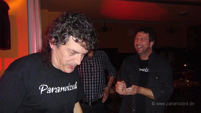 Neuhausen 2013-10-13.jpg - Und während der Pausen zogen die Massen weiter und neue Menschen kamen. Ein paar sind auch den ganzen Abend geblieben ;)